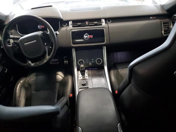 ✅ 2020 Land Rover Range Rover Sport SVR • VIN: SALWZ2RE9LA729082 • Lot: 72071705. Wystawiony na Copart z przebiegiem 43 534 mil. Bezpłatny archiwum sprzedaży aukcyjnych z USA i szczegółowy raport historii pojazdu na DreamBid. Zdjęcie 8.