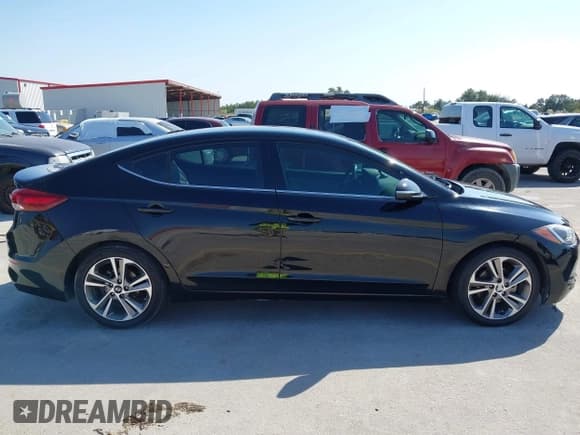 ✅ 2018 Hyundai Elantra SEL • VIN: 5NPD84LF8JH271667 • Lot: 43487626. Listed on IAAI with 115,255 mi. Free auction sales archive from the USA and detailed vehicle history report at DreamBid. Image 13.