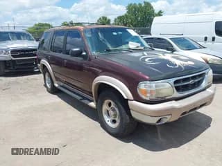✅ 1999 Ford Explorer XLT • VIN: 1FMDU32P2XUC31708 • Lot: 42243725. Wystawiony na IAAI z przebiegiem 239 411 mil. Bezpłatny archiwum sprzedaży aukcyjnych z USA i szczegółowy raport historii pojazdu na DreamBid. Zdjęcie 1.