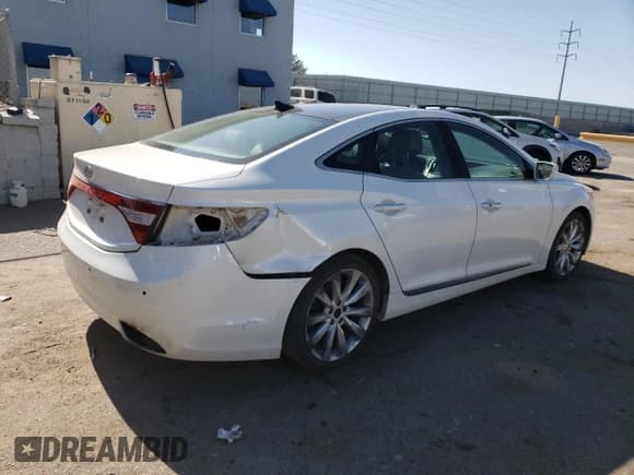 ✅ 2012 Hyundai Azera • VIN: KMHFH4JG6CA180987 • Лот: 55532395. Опубликован ранее на Copart с пробегом 205 508 миль. Бесплатный доступ к архиву аукционных продаж из США и подробный отчёт об истории автомобиля на DreamBid. Изображение 3.