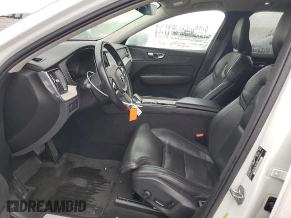 ✅ 2022 Volvo XC60 Inscription • VIN: YV4062RL7N1983040 • Лот: 82574015. Опубликован ранее на Copart с пробегом 53 526 миль. Бесплатный доступ к архиву аукционных продаж из США и подробный отчёт об истории автомобиля на DreamBid. Изображение 7.