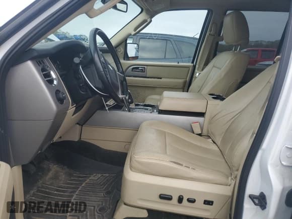 ✅ 2017 Ford Expedition Max Limited • VIN: 1FMJK2AT2HEA01972 • Lot: 54907635. Listed on Copart with 154,770 mi. Free auction sales archive from the USA and detailed vehicle history report at DreamBid. Image 7.
