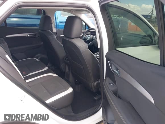 ✅ 2024 Buick Envision Sport Touring • VIN: LRBFZPE41RD069692 • Lot: 42531312. Listed on IAAI with 5,525 mi. Free auction sales archive from the USA and detailed vehicle history report at DreamBid. Image 8.