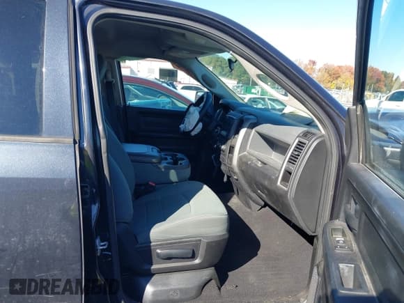 ✅ 2013 Ram 1500 Express • VIN: 1C6RR6FT5DS604615 • Lot: 43660118. Listed on IAAI with 190,928 mi. Free auction sales archive from the USA and detailed vehicle history report at DreamBid. Image 5.