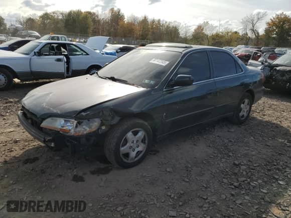 2000 Honda Accord EX с VIN 1HGCG1652YA084041, выставлен на аукционе Copart как лот 90147245 с пробегом 143 776 миль миль и Списание • Salvage title. История ставок и продаж доступна на DreamBid. Изображение 1.