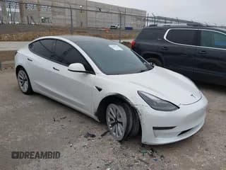 ✅ 2021 Tesla Model 3 Long Range • VIN: 5YJ3E1EB4MF997462 • Lot: 42426334. Wystawiony na IAAI z przebiegiem 51 889 mil. Bezpłatny archiwum sprzedaży aukcyjnych z USA i szczegółowy raport historii pojazdu na DreamBid. Zdjęcie 1.