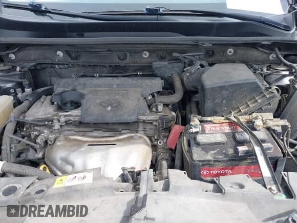 ✅ 2017 Toyota RAV4 LE • VIN: JTMZFREV4HJ123708 • Lot: 41691570. Wystawiony na IAAI z przebiegiem 150 489 mil. Bezpłatny archiwum sprzedaży aukcyjnych z USA i szczegółowy raport historii pojazdu na DreamBid. Zdjęcie 10.