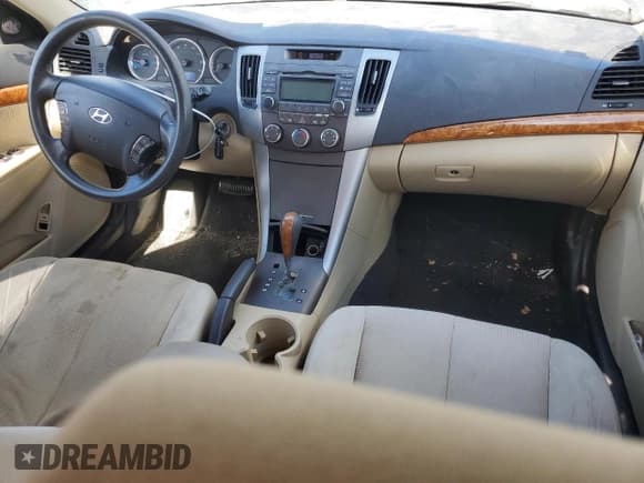 ✅ 2009 Hyundai Sonata GLS • VIN: 5NPET46C09H477159 • Lot: 86600825. Wystawiony na Copart z przebiegiem 161 675 mil. Bezpłatny archiwum sprzedaży aukcyjnych z USA i szczegółowy raport historii pojazdu na DreamBid. Zdjęcie 8.