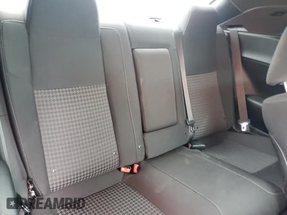 ✅ 2019 Dodge Challenger R/T Scat Pack Widebody • VIN: 2C3CDZFJ7KH518213 • Lot: 46637555. Wystawiony na Copart z przebiegiem 65 577 mil. Bezpłatny archiwum sprzedaży aukcyjnych z USA i szczegółowy raport historii pojazdu na DreamBid. Zdjęcie 10.