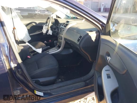 ✅ 2013 Toyota Corolla S Special Edition • VIN: 2T1BU4EE8DC002955 • Lot: 43639704. Listed on IAAI with 182,140 mi. Free auction sales archive from the USA and detailed vehicle history report at DreamBid. Image 5.