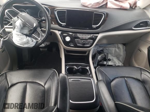 ✅ 2022 Chrysler Pacifica Limited • VIN: 2C4RC1GG3NR120525 • Лот: 67729995. Опубликован ранее на Copart с пробегом Не указан. Бесплатный доступ к архиву аукционных продаж из США и подробный отчёт об истории автомобиля на DreamBid. Изображение 8.