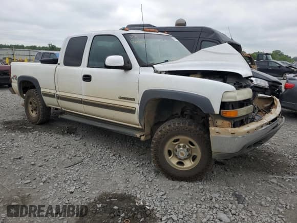✅ 2001 Chevrolet Silverado 2500HD LS • VIN: 1GCHK29U71E247907 • Лот: 54567435. Опубликован ранее на Copart с пробегом Не указан. Бесплатный доступ к архиву аукционных продаж из США и подробный отчёт об истории автомобиля на DreamBid. Изображение 4.