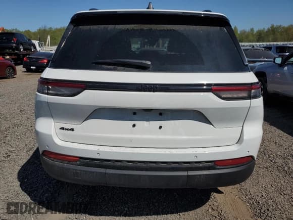 ✅ 2025 Jeep Grand Cherokee Altitude X • VIN: 1C4RJHAG3SC265558 • Lot: 54610885. Listed on Copart with 4,607 mi. Free auction sales archive from the USA and detailed vehicle history report at DreamBid. Image 6.