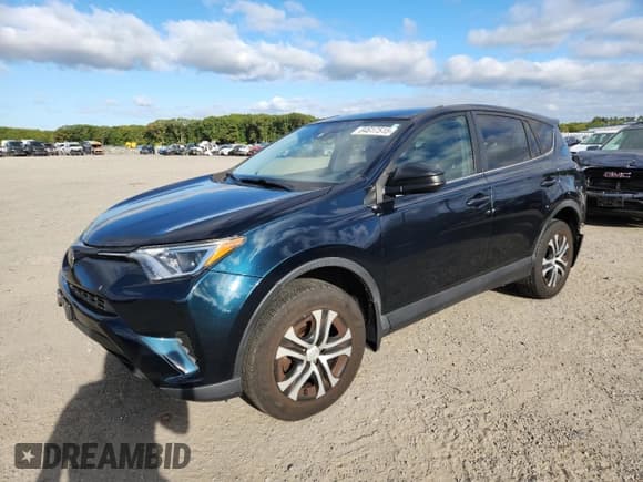 ✅ 2018 Toyota RAV4 LE • VIN: JTMBFREV5JJ218463 • Lot: 84617515. Listed on Copart with 62,186 mi. Free auction sales archive from the USA and detailed vehicle history report at DreamBid. Image 1.
