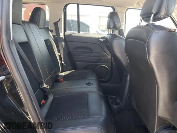✅ 2016 Jeep Patriot Sport SE • VIN: 1C4NJPBA3GD677189 • Lot: 48079425. Listed on Copart with 143,217 mi. Free auction sales archive from the USA and detailed vehicle history report at DreamBid. Image 11.