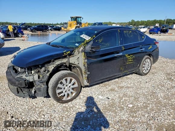 ✅ 2015 Nissan Sentra S • VIN: 3N1AB7AP0FY347459 • Lot: 94318325. Wystawiony na Copart z przebiegiem 89 703 mil. Bezpłatny archiwum sprzedaży aukcyjnych z USA i szczegółowy raport historii pojazdu na DreamBid. Zdjęcie 1.