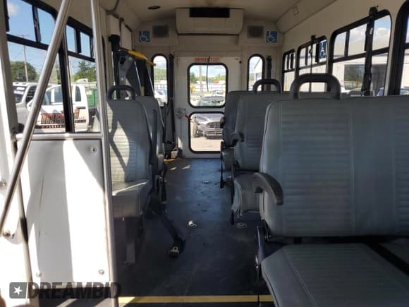 ✅ 2016 Ford Transit • VIN: 1FDRS8PM8GKB52448 • Lot: 69950935. Listed on Copart with 101,884 mi. Free auction sales archive from the USA and detailed vehicle history report at DreamBid. Image 10.