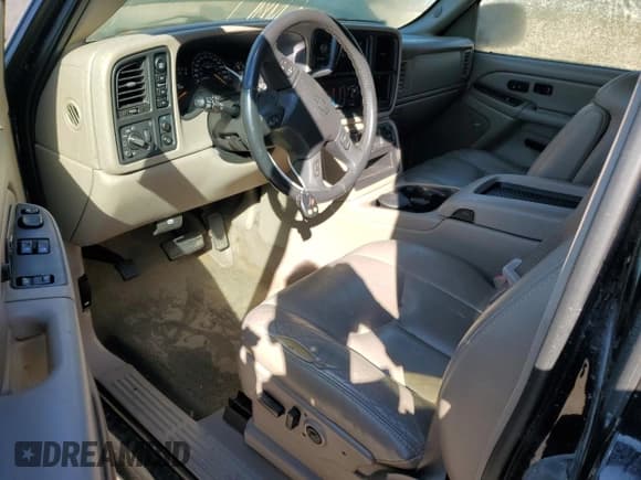 ✅ 2005 Chevrolet Silverado 1500 Z71 • VIN: 1GCEK19B95E122568 • Лот: 75905244. Опубликован ранее на Copart с пробегом Не указан. Бесплатный доступ к архиву аукционных продаж из США и подробный отчёт об истории автомобиля на DreamBid. Изображение 8.