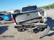 ✅ 2006 Chevrolet Silverado 2500HD LT1 • VIN: 1GCHK23236F107510 • Лот: 43625991. Опубликован ранее на IAAI с пробегом 420 541 миль. Бесплатный доступ к архиву аукционных продаж из США и подробный отчёт об истории автомобиля на DreamBid. Изображение 16.