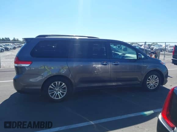 2011 Toyota Sienna XLE AAS with VIN 5TDYK3DC5BS140466, listed as a IAAI auction lot 43460456 with 135,420 mi miles and . Bid and sale history available at DreamBid. Image 13.