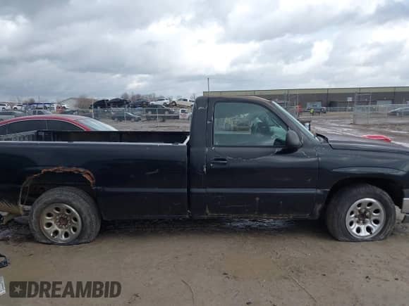 2004 Chevrolet Silverado 1500 Work Truck with VIN 1GCEC14X24Z329861, listed as a IAAI auction lot 41731894 with 137,109 mi miles and . Bid and sale history available at DreamBid. Image 13.