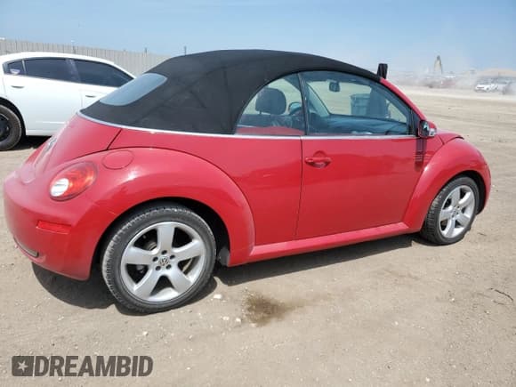✅ 2007 Volkswagen Beetle • VIN: 3VWSF31YX7M414937 • Lot: 60640795. Listed on Copart with 36,258 mi. Free auction sales archive from the USA and detailed vehicle history report at DreamBid. Image 3.
