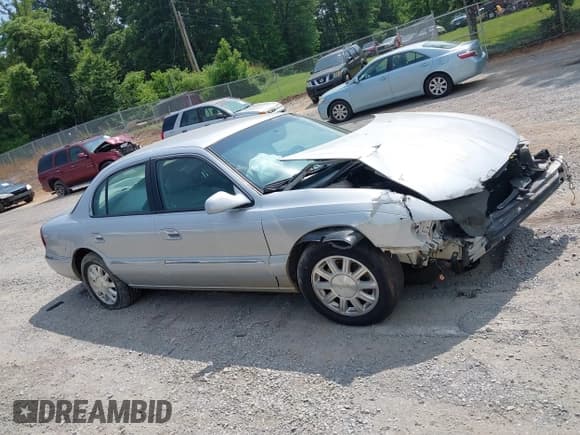 ✅ 1999 Lincoln Continental • VIN: 1LNHM97V5XY630004 • Лот: 42434619. Опубликован ранее на IAAI с пробегом 175 458 миль. Бесплатный доступ к архиву аукционных продаж из США и подробный отчёт об истории автомобиля на DreamBid. Изображение 14.