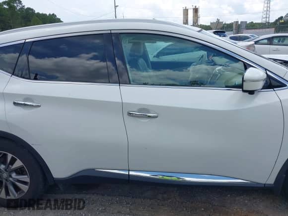 2015 Nissan Murano Platinum with VIN 5N1AZ2MGXFN221691, listed as a IAAI auction lot 42638518 with 97,878 mi miles and . Bid and sale history available at DreamBid. Image 13.