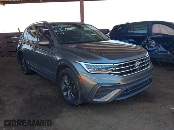 ✅ 2023 Volkswagen Tiguan SE • VIN: 3VVNB7AX1PM117728 • Lot: 42673251. Listed on IAAI with 27,915 mi. Free auction sales archive from the USA and detailed vehicle history report at DreamBid. Image 1.