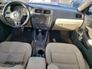 ✅ 2011 Volkswagen Jetta SE • VIN: 3VWBZ7AJ0BM327946 • Лот: 94427615. Опубликован ранее на Copart с пробегом 213 296 миль. Бесплатный доступ к архиву аукционных продаж из США и подробный отчёт об истории автомобиля на DreamBid. Изображение 8.