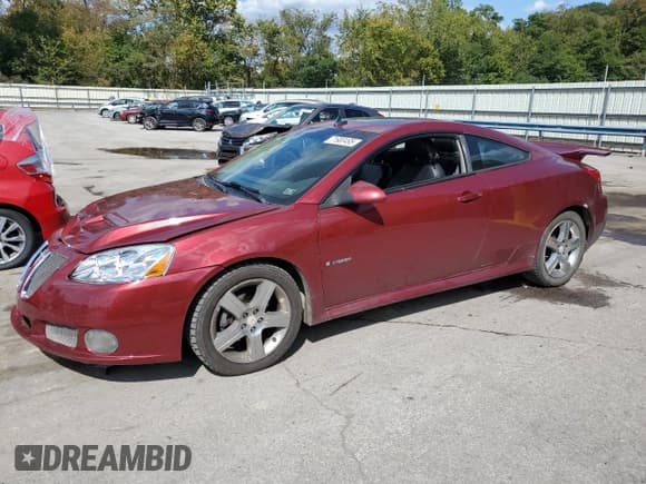 ✅ 2008 Pontiac G6 GXP • VIN: 1G2ZM177584252078 • Lot: 71900495. Listed on Copart with 137,678 mi. Free auction sales archive from the USA and detailed vehicle history report at DreamBid. Image 1.
