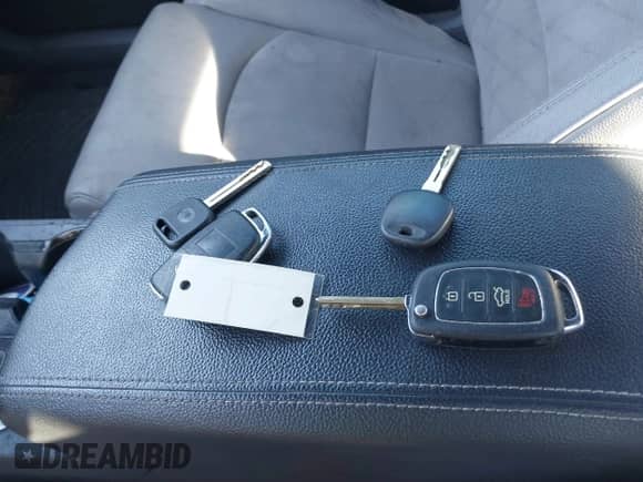 2017 Hyundai Sonata Sport with VIN 5NPE34AB6HH564061, listed as a IAAI auction lot 40916848 with 77,668 mi miles and . Bid and sale history available at DreamBid. Image 11.