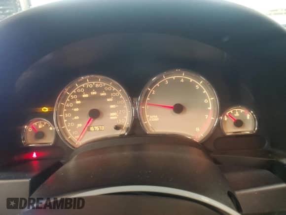 2007 Saturn VUE V6 z VIN 5GZCZ53437S870711, wystawiony jako Copart lot #84217334 z przebiegiem 167 573 mil mil oraz Szkoda całkowita • Salvage title. Historia ofert i sprzedaży dostępna na DreamBid. Obrazek 9.