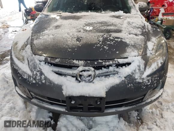 ✅ 2010 Mazda 6 i Touring • VIN: 1YVHZ8CH6A5M17713 • Lot: 43817977. Listed on IAAI with 182,469 mi. Free auction sales archive from the USA and detailed vehicle history report at DreamBid. Image 6.