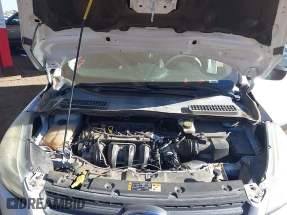 ✅ 2016 Ford Escape S • VIN: 1FMCU0F76GUB38825 • Lot: 43656386. Wystawiony na IAAI z przebiegiem 128 619 mil. Bezpłatny archiwum sprzedaży aukcyjnych z USA i szczegółowy raport historii pojazdu na DreamBid. Zdjęcie 10.