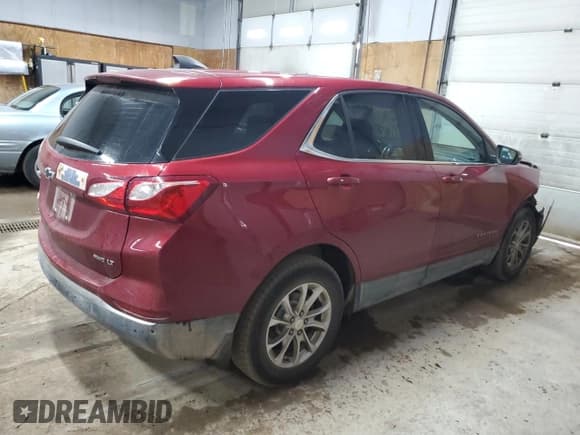 ✅ 2019 Chevrolet Equinox LT • VIN: 3GNAXUEVXKS596152 • Лот: 82006975. Опубликован ранее на Copart с пробегом 107 234 миль. Бесплатный доступ к архиву аукционных продаж из США и подробный отчёт об истории автомобиля на DreamBid. Изображение 3.