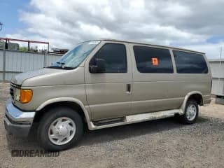 ✅ 2007 Ford Econoline Passenger XL • VIN: 1FBNE31LX7DA12374 • Lot: 61082925. Listed on Copart with 44,355 mi. Free auction sales archive from the USA and detailed vehicle history report at DreamBid. Image 1.
