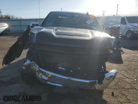 ✅ 2021 Chevrolet Silverado 1500 LT • VIN: 3GCPYJEKXMG363902 • Lot: 51767375. Wystawiony na Copart z przebiegiem Nie podano. Bezpłatny archiwum sprzedaży aukcyjnych z USA i szczegółowy raport historii pojazdu na DreamBid. Zdjęcie 5.