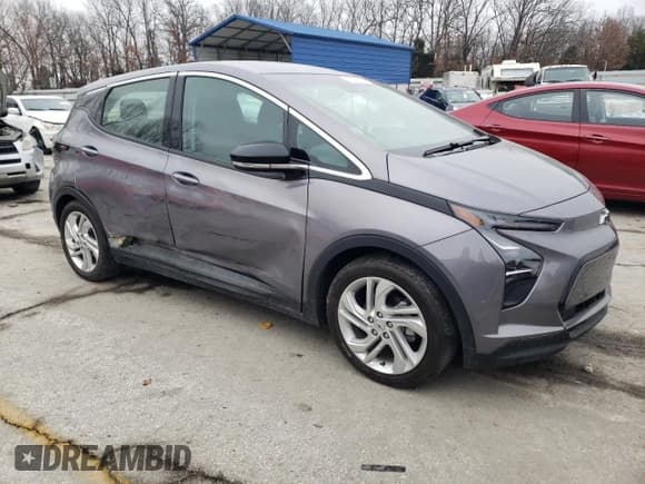✅ 2023 Chevrolet Bolt EV 1LT • VIN: 1G1FW6S05P4206841 • Lot: 43415535. Wystawiony na Copart z przebiegiem 10 471 mil. Bezpłatny archiwum sprzedaży aukcyjnych z USA i szczegółowy raport historii pojazdu na DreamBid. Zdjęcie 4.