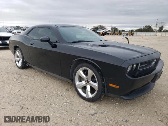 ✅ 2012 Dodge Challenger R/T • VIN: 2C3CDYBT6CH100759 • Lot: 81157394. Wystawiony na Copart z przebiegiem 106 243 mil. Bezpłatny archiwum sprzedaży aukcyjnych z USA i szczegółowy raport historii pojazdu na DreamBid. Zdjęcie 4.