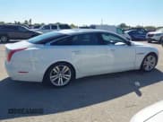 ✅ 2015 Jaguar XJ Portfolio • VIN: SAJWA2GZ9F8V84076 • Lot: 43605639. Wystawiony na IAAI z przebiegiem 50 008 mil. Bezpłatny archiwum sprzedaży aukcyjnych z USA i szczegółowy raport historii pojazdu na DreamBid. Zdjęcie 13.