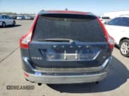 ✅ 2010 Volvo XC60 3.2L • VIN: YV4960DL4A2083994 • Lot: 71965455. Wystawiony na Copart z przebiegiem 97 021 mil. Bezpłatny archiwum sprzedaży aukcyjnych z USA i szczegółowy raport historii pojazdu na DreamBid. Zdjęcie 6.