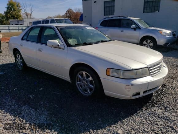 ✅ 2002 Cadillac Seville Touring STS • VIN: 1G6KY54922U151685 • Lot: 78251854. Wystawiony na Copart z przebiegiem Nie podano. Bezpłatny archiwum sprzedaży aukcyjnych z USA i szczegółowy raport historii pojazdu na DreamBid. Zdjęcie 4.
