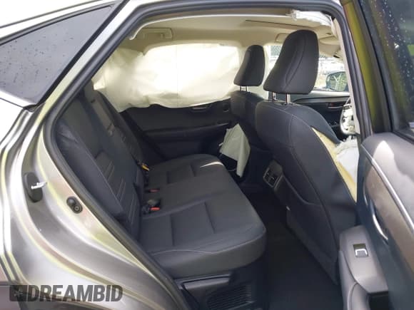 ✅ 2020 Lexus NX 300 • VIN: JTJDARDZ4L2225202 • Lot: 42734291. Wystawiony na IAAI z przebiegiem 42 702 mil. Bezpłatny archiwum sprzedaży aukcyjnych z USA i szczegółowy raport historii pojazdu na DreamBid. Zdjęcie 8.