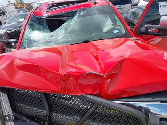 ✅ 2016 Chevrolet Silverado 2500HD LTZ • VIN: 1GC1KWE80GF188056 • Lot: 42568288. Listed on IAAI with 211,493 mi. Free auction sales archive from the USA and detailed vehicle history report at DreamBid. Image 10.