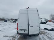 ✅ 2023 Mercedes-Benz Sprinter Cargo • VIN: W1Y4KCHY4PT136269 • Лот: 40989233. Опубликован ранее на IAAI с пробегом Не указан. Бесплатный доступ к архиву аукционных продаж из США и подробный отчёт об истории автомобиля на DreamBid. Изображение 15.