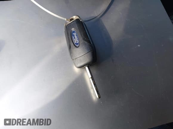 ✅ 2021 Ford Transit Cargo • VIN: 1FTBR3X8XMKA22125 • Lot: 41290965. Wystawiony na IAAI z przebiegiem Nie podano. Bezpłatny archiwum sprzedaży aukcyjnych z USA i szczegółowy raport historii pojazdu na DreamBid. Zdjęcie 11.