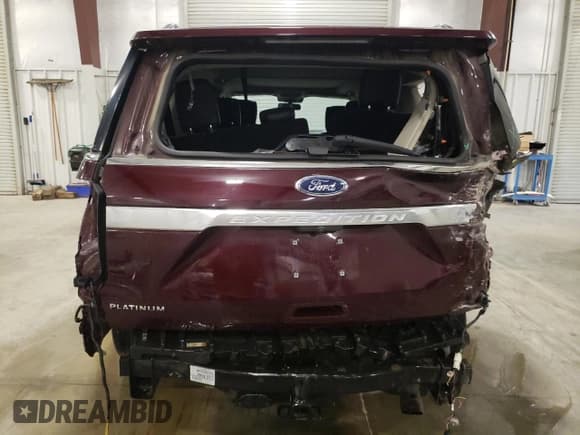 ✅ 2020 Ford Expedition Max Platinum • VIN: 1FMJK1MT4LEA15502 • Лот: 68522645. Опубликован ранее на Copart с пробегом 47 190 миль. Бесплатный доступ к архиву аукционных продаж из США и подробный отчёт об истории автомобиля на DreamBid. Изображение 6.