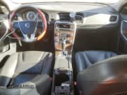 ✅ 2012 Volvo S60 T6 • VIN: YV1902FH7C2087382 • Lot: 84005115. Wystawiony na Copart z przebiegiem 202 464 mil. Bezpłatny archiwum sprzedaży aukcyjnych z USA i szczegółowy raport historii pojazdu na DreamBid. Zdjęcie 8.