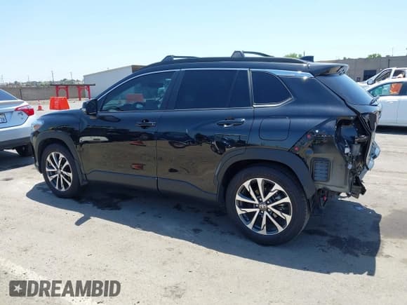 ✅ 2023 Toyota Corolla Cross XLE • VIN: 7MUDAAAG3PV069634 • Lot: 42489692. Listed on IAAI with 18,923 mi. Free auction sales archive from the USA and detailed vehicle history report at DreamBid. Image 15.